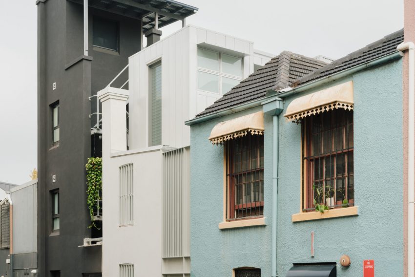 Back to Front House | Ian Moore Architects | Photographer: Clinton Weaver