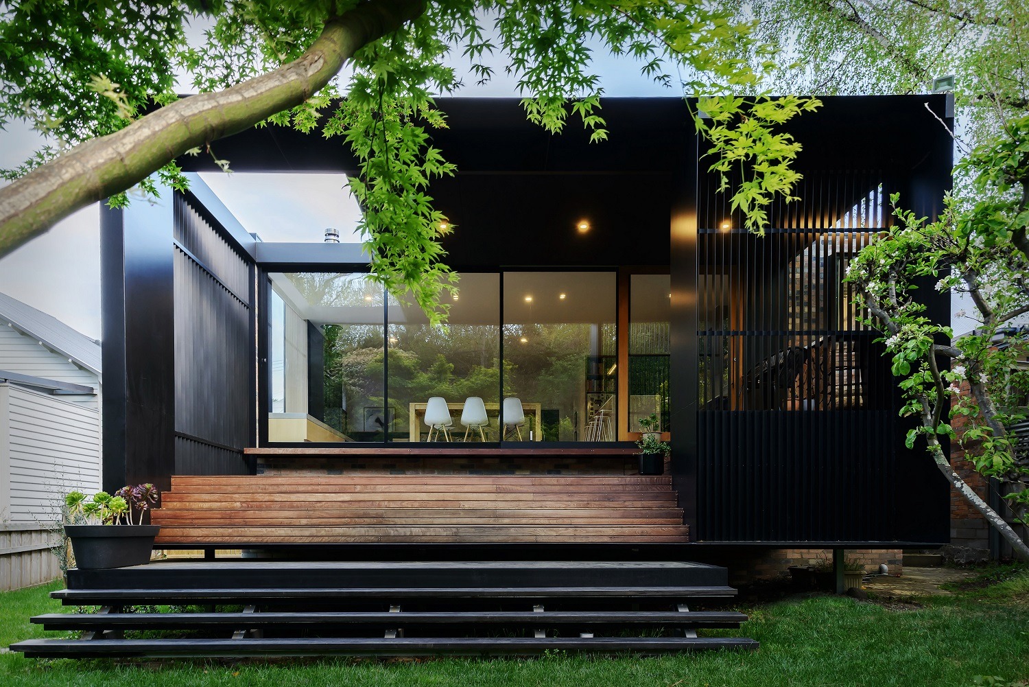 2019 Tasmanian Architecture Awards | Floodlight House | Crump Architects | Photographer: Matt Sansom