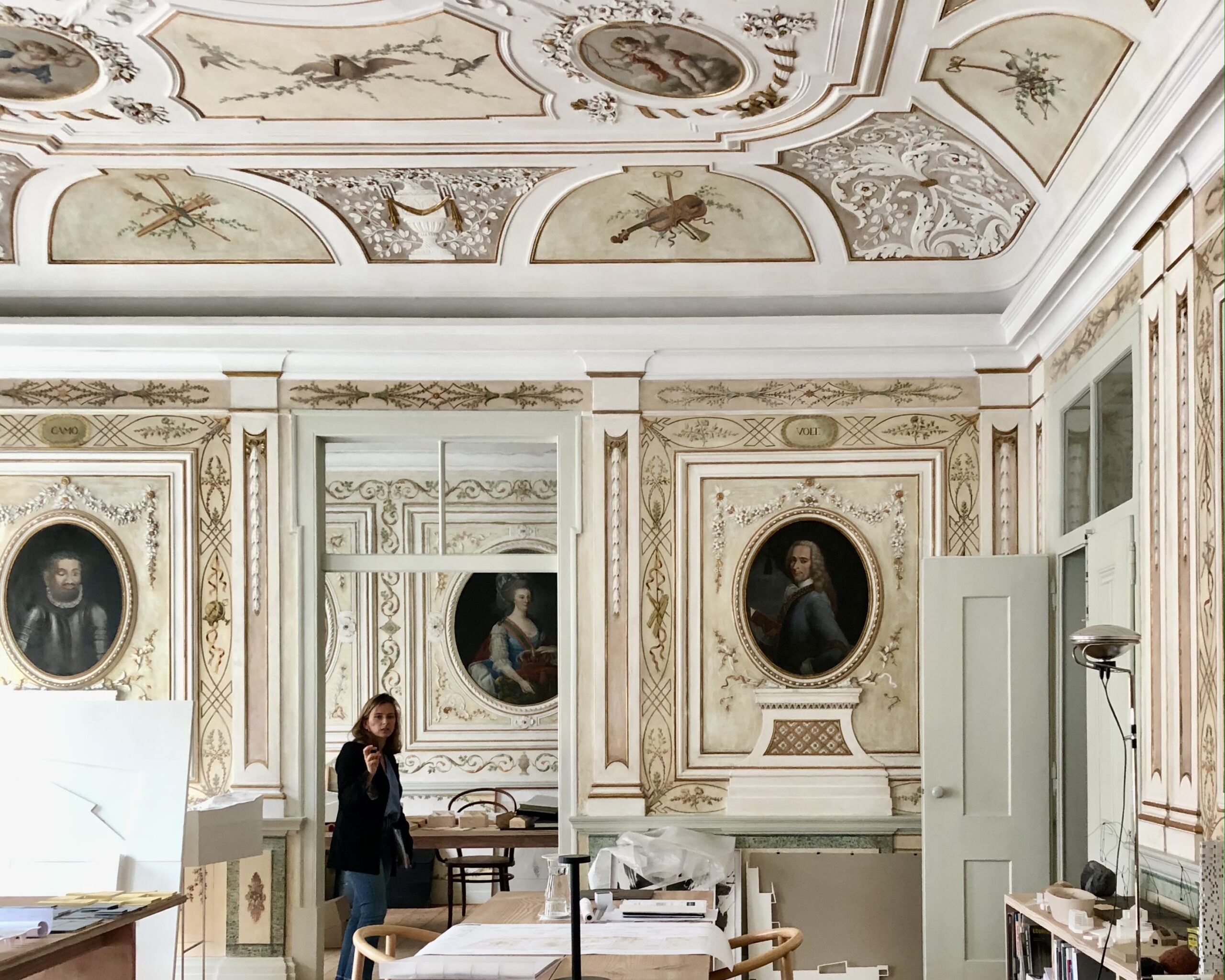 Aires Mateus's office is inside a historic apartment building which still has frescos of royals on the walls.
