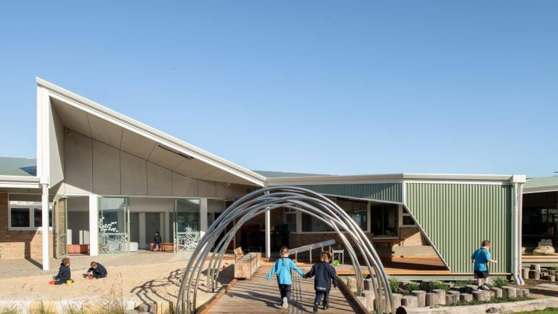 00_11004-educational_Legana Primary School_Cumulus Studio_Anjie Blair 900x600