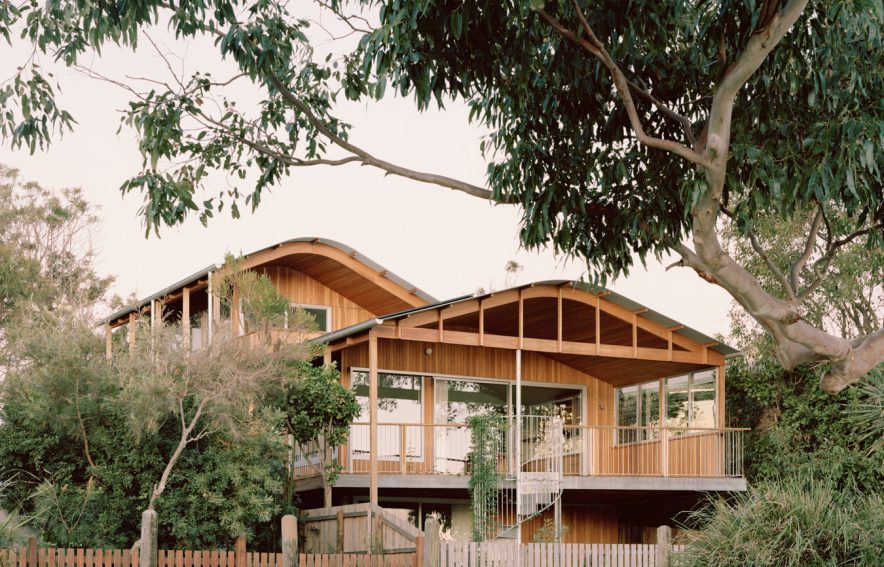 High Tide House | Ware Architects | Photographer: Rory Gardiner