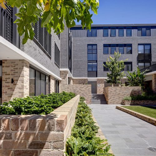 Cedar on Collins | Kennedy Associates Architects | Photographer: Brett Boardman