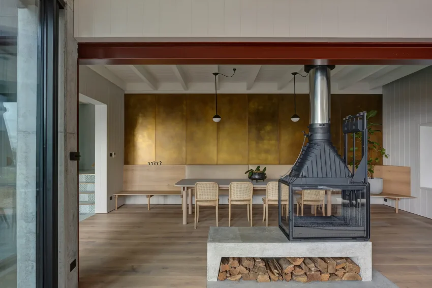 Killcare House | Southmarc Architecture | Photographer: Brett Boardman