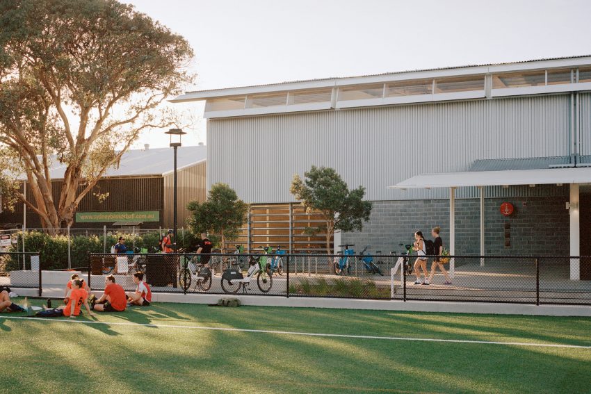 Perry Park Recreation Centre | Candalepas Associates | Photographer: Rory Gardiner
