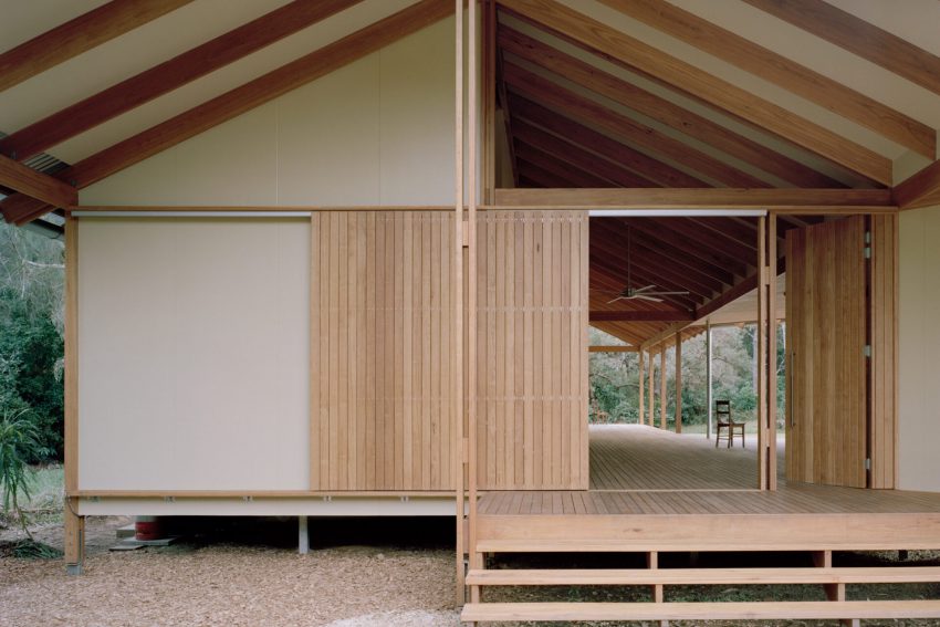 Small House Big Shelter | Ware Architects | Photographer: Rory Gardiner