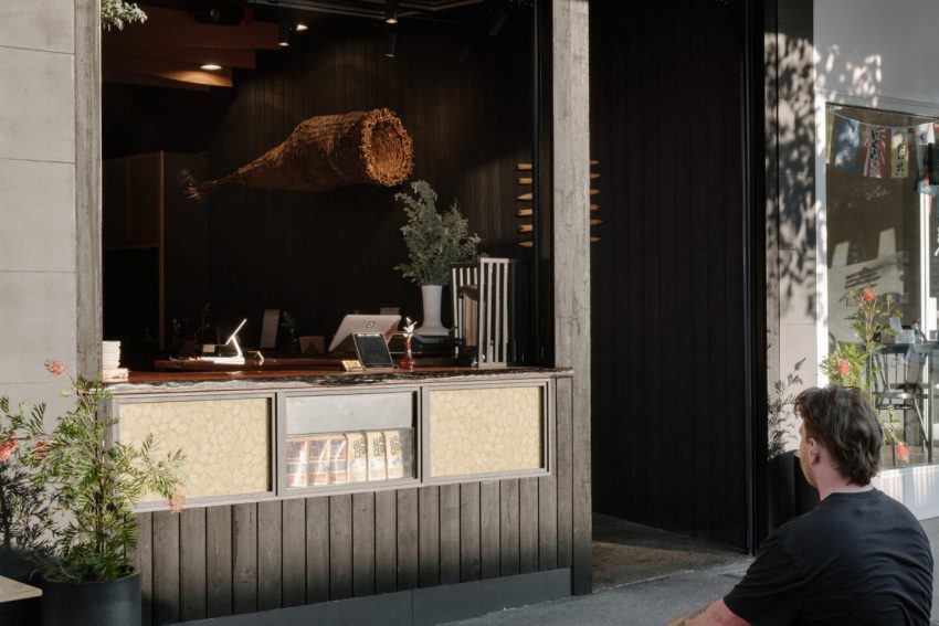 Blak Cede Gunyah | Papesch Architecture | Photographer: Hamish Macintosh