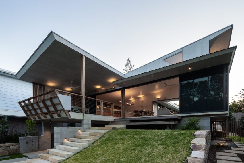 Coastal House | Walknorth Architects | Photographer: Simon Whitbread